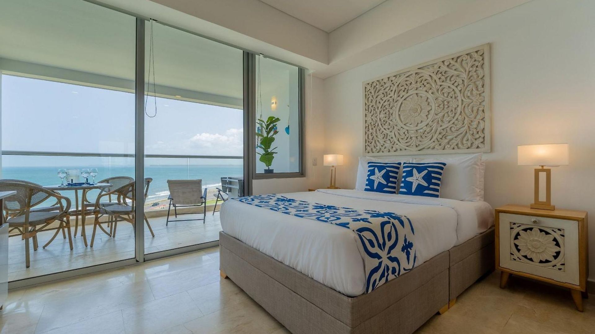 Apartamento Cb922 | Luxurytouch: Con Encanto Y Vista Mar Cartagena