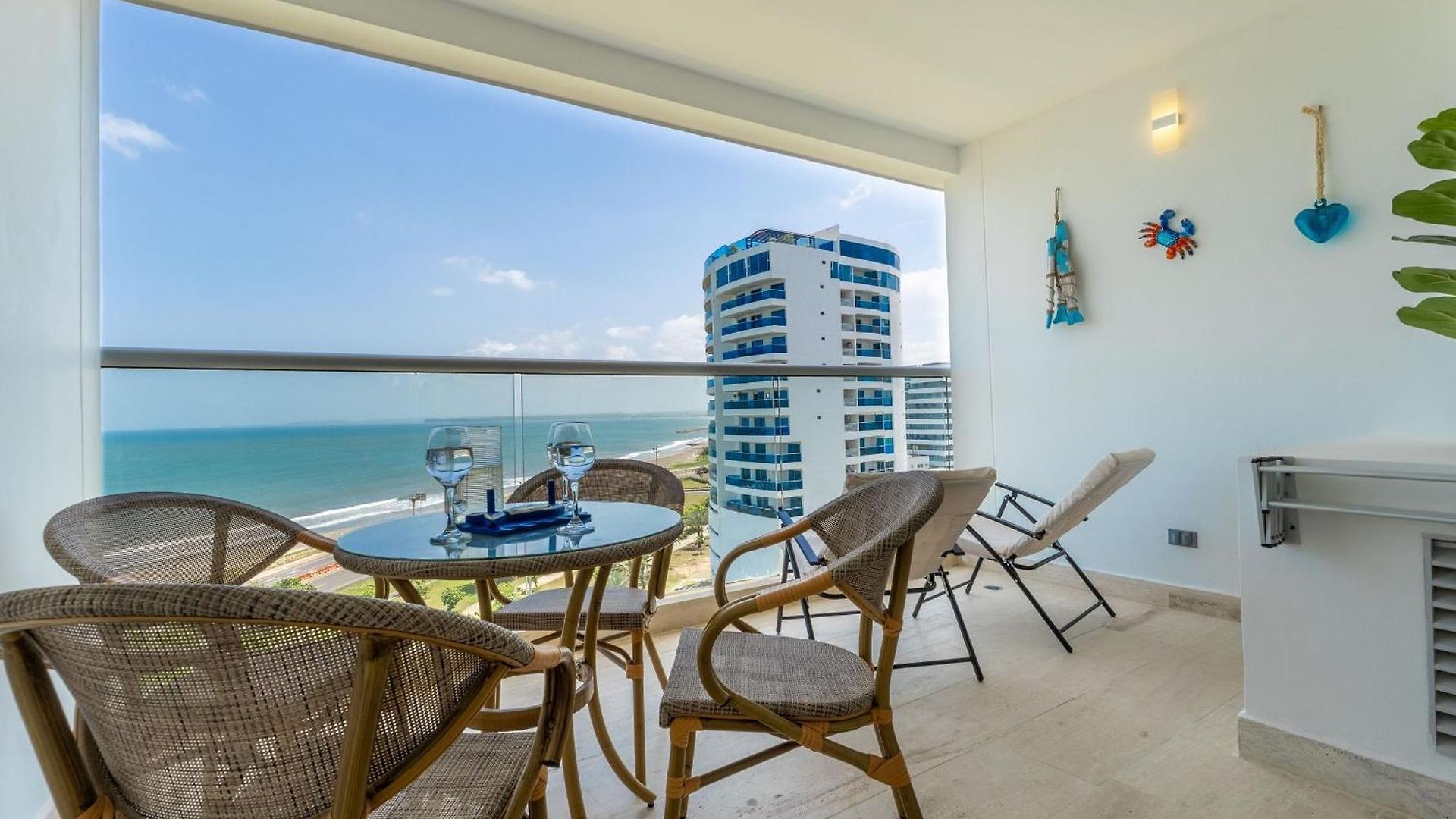 Apartamento Cb922 | Luxurytouch: Con Encanto Y Vista Mar